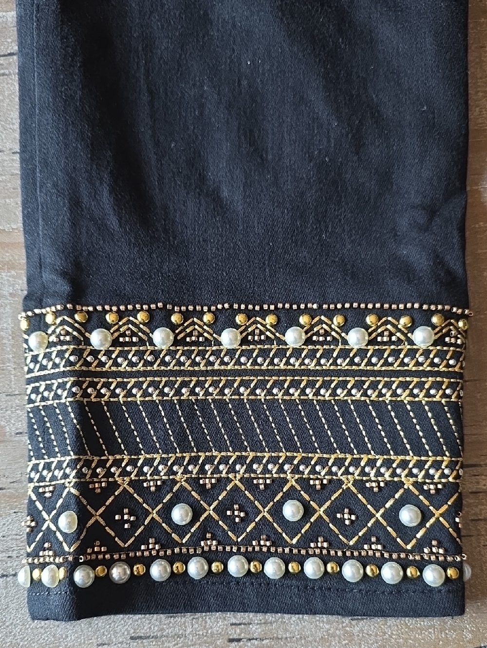 Chico's Black Jegging Ankle Pants - Picture 9 of 9